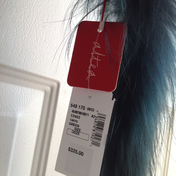 Altea Women's Scarf, One size, new with tags. - Picture 2 of 8